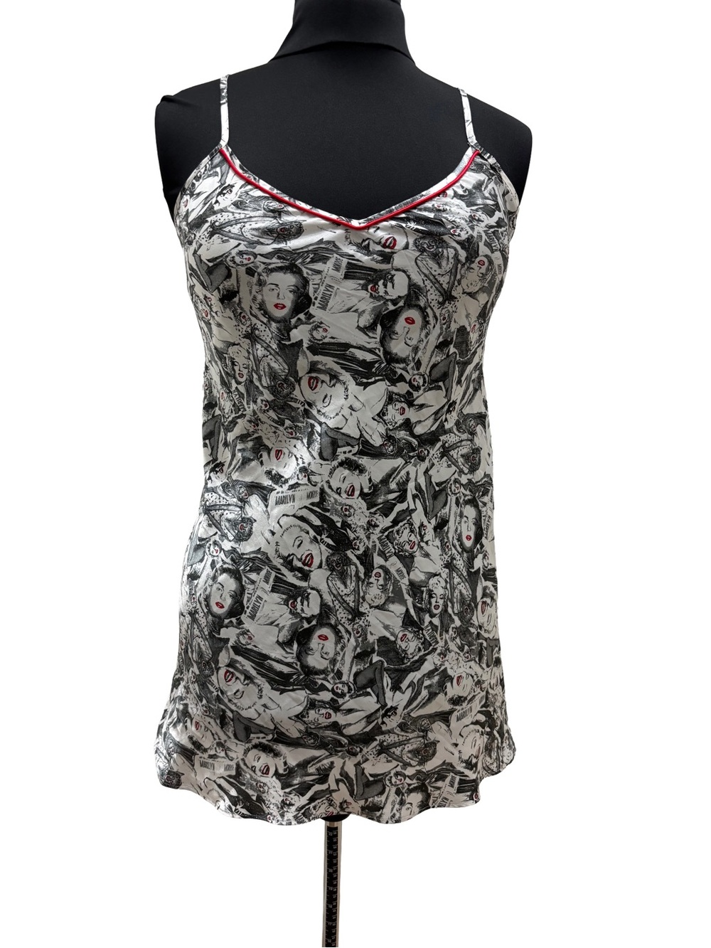 Vintage 90s Marilyn Monroe by Warner’s Satin Graphic Slip Dress Nightie